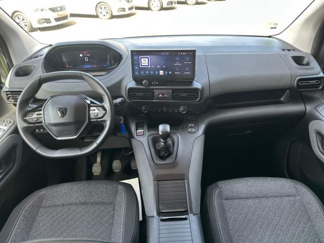 Peugeot Rifter image 6