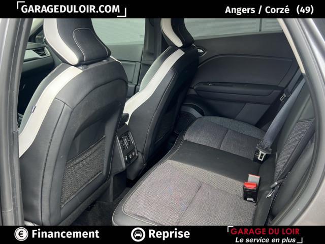 Renault Captur image 2