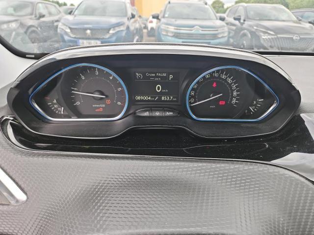 Peugeot 2008 image 3