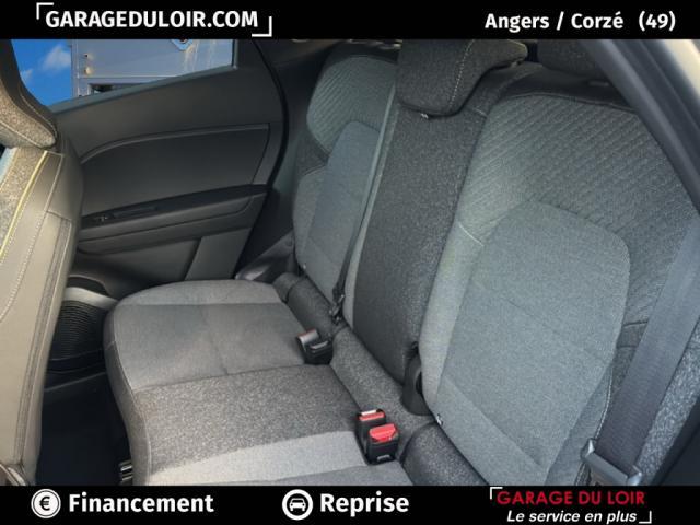 Renault Captur image 1