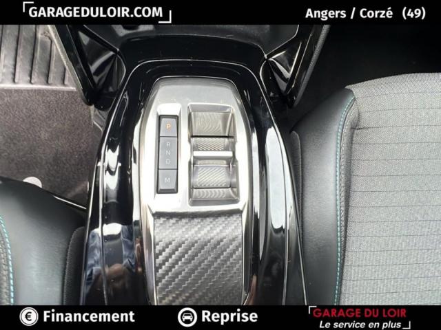 Peugeot 2008 image 8