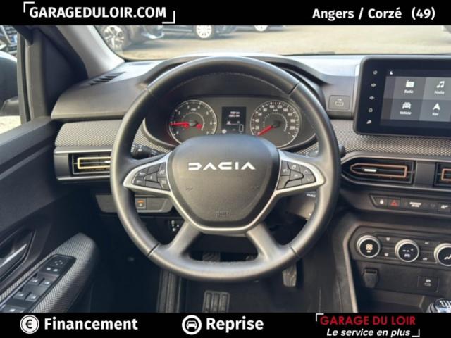 Dacia Sandero image 2