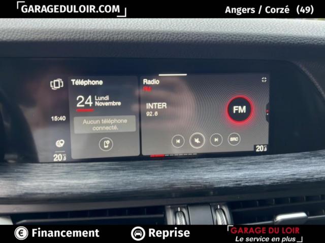 Alfa Romeo Stelvio image 5