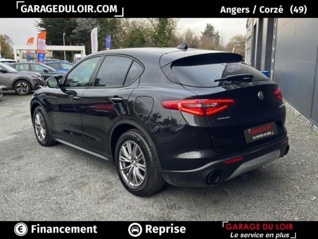 Alfa Romeo Stelvio image 4
