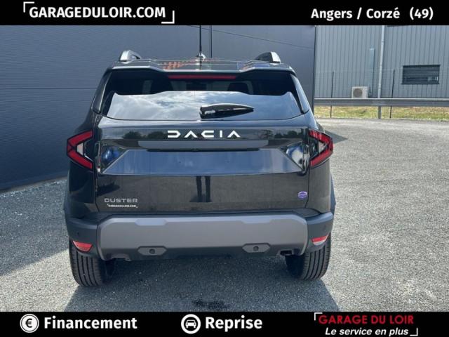 Dacia Duster image 1