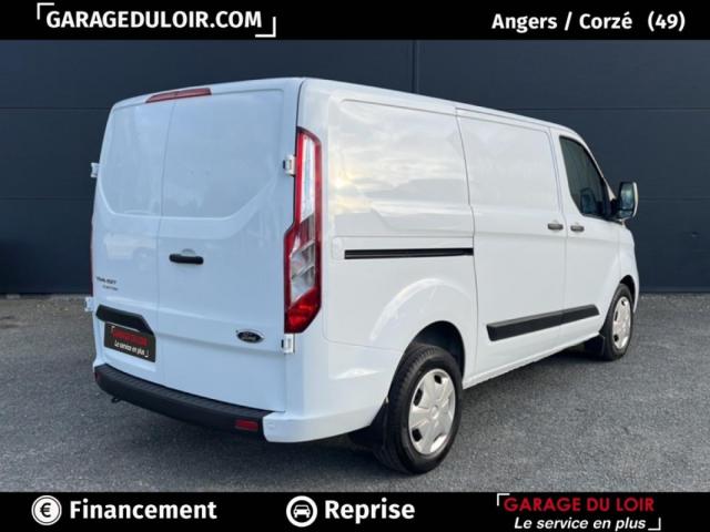 Ford Transit Custom image 8