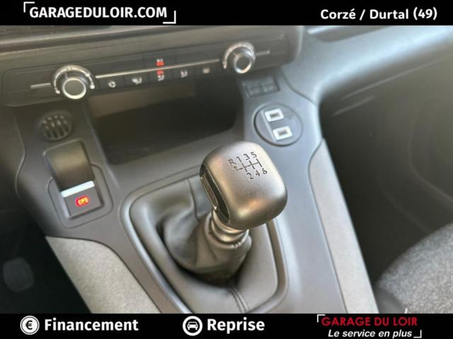 Peugeot Rifter image 9