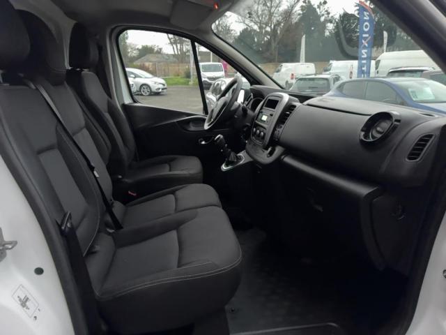 Renault Trafic image 3