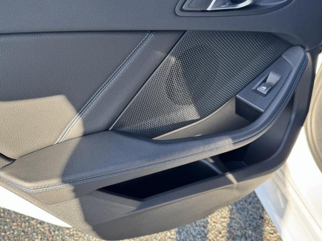 Bmw Série 1 image 4