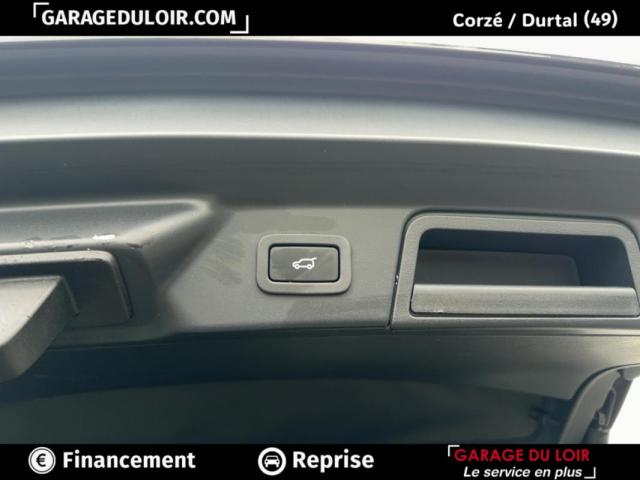 Land Rover Range Rover Velar image 1