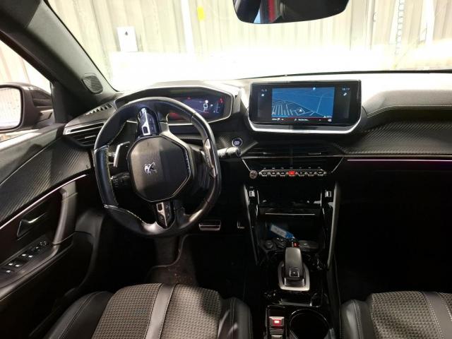 Peugeot 2008 image 9