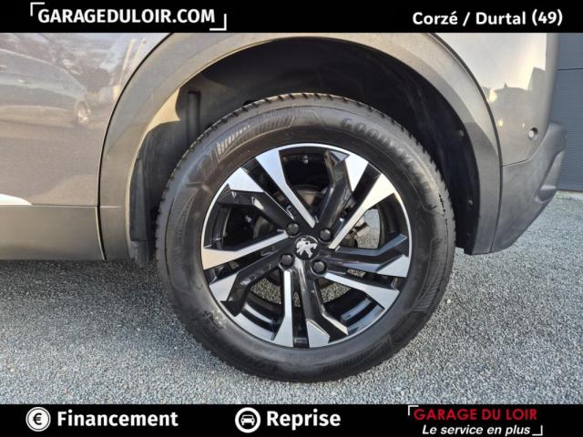 Peugeot 2008 image 2