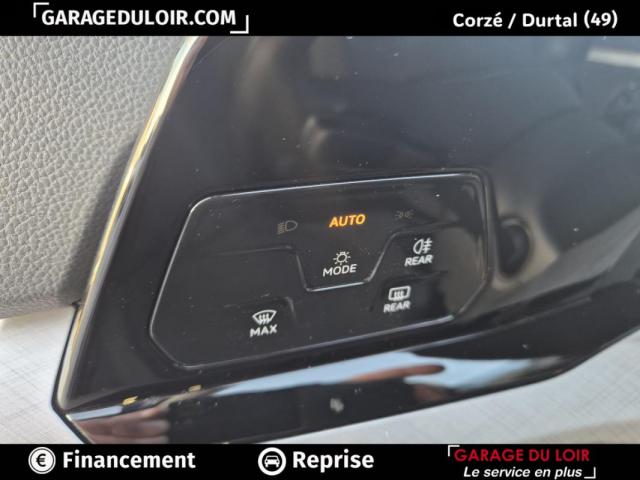 Volkswagen Golf image 8