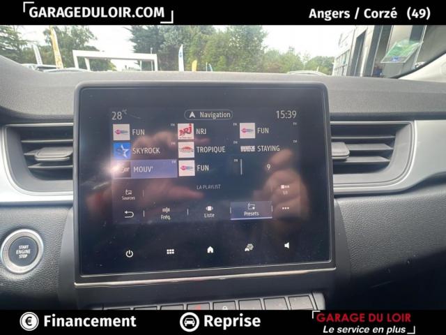 Renault Captur image 8