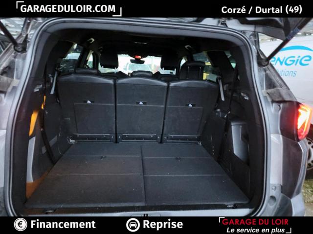 Peugeot 5008 image 2
