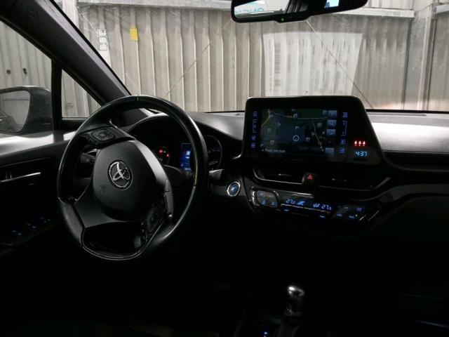 Toyota C-Hr image 5