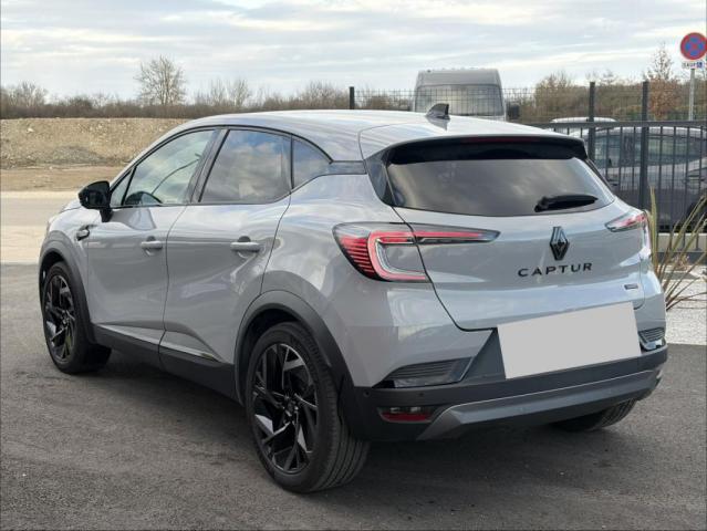 Renault Captur image 2