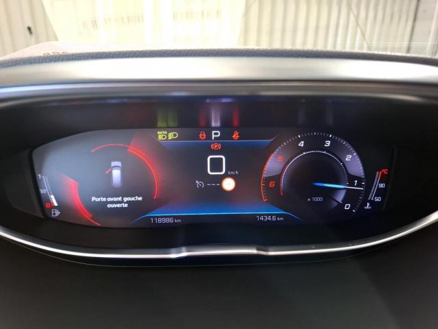 Peugeot 5008 image 6