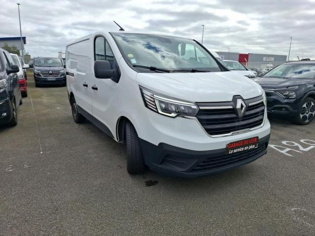 Renault Trafic image 9