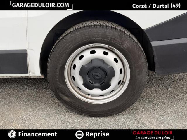 Renault Trafic image 3