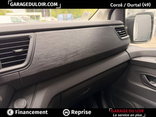 Renault Trafic image 4