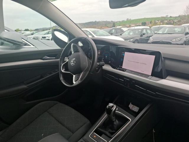 Volkswagen Golf image 8