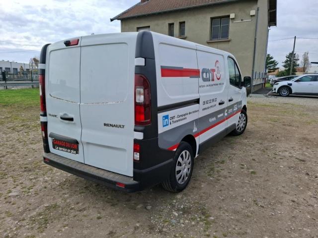 Renault Trafic image 8