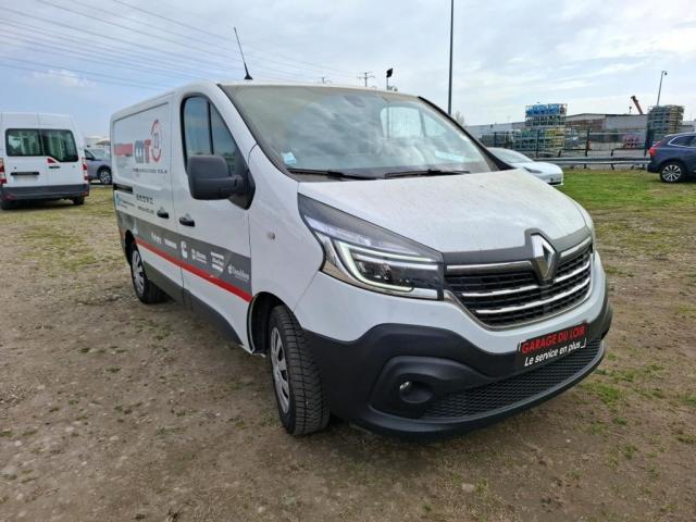 Renault Trafic image 9