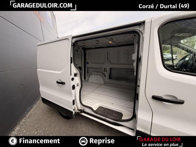 Renault Trafic image 3