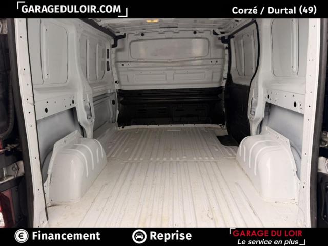 Renault Trafic image 1
