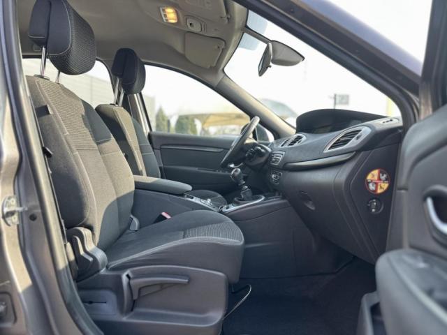 Renault Scénic image 2