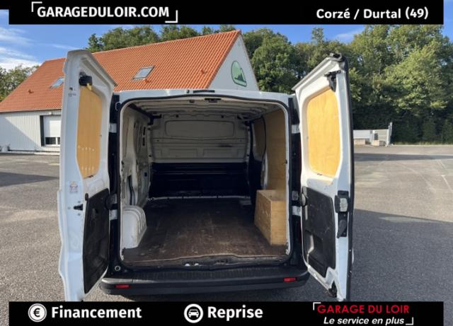 Renault Trafic image 4