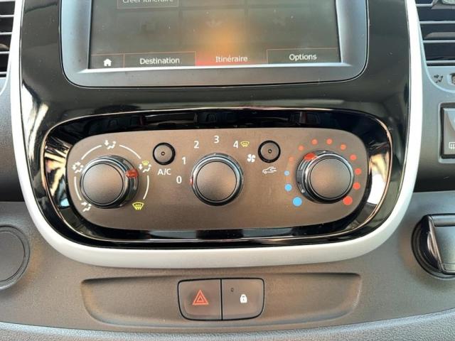 Renault Trafic image 4
