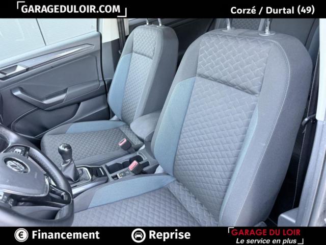 Volkswagen T-Roc image 6