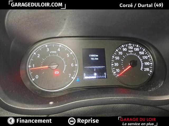 Renault Master image 2