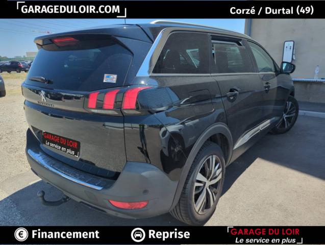 Peugeot 5008 image 1