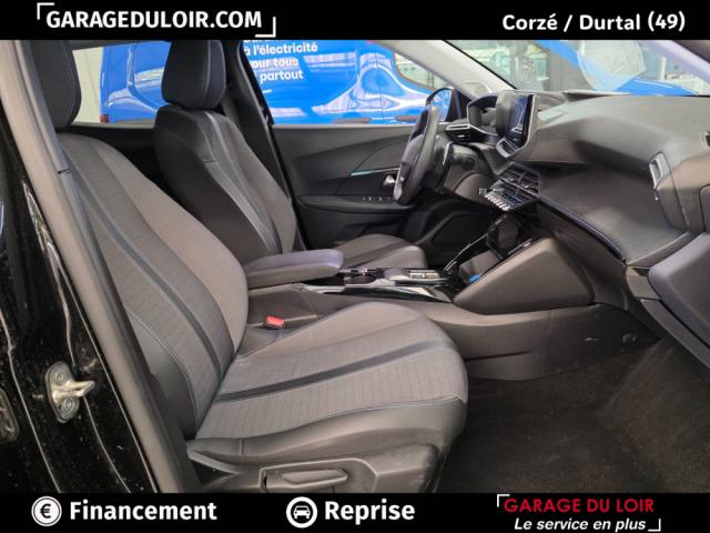 Peugeot 2008 image 2