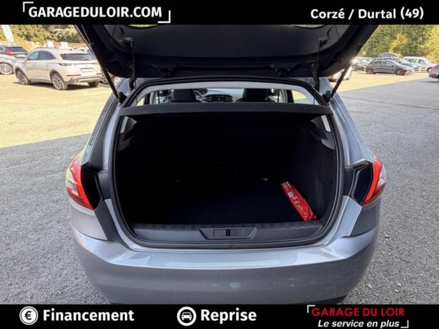Peugeot 308 image 2