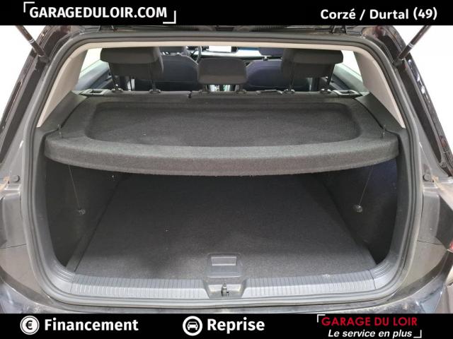 Volkswagen Golf image 6