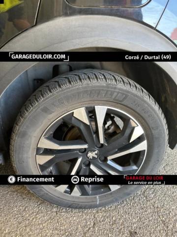 Peugeot 2008 image 8
