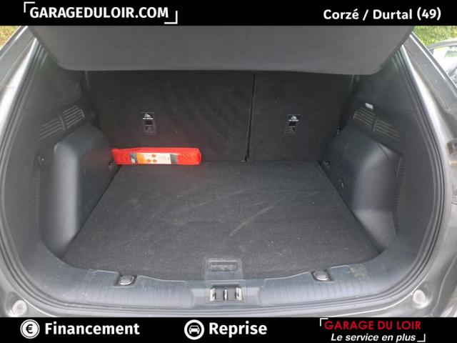 Ford Kuga image 8