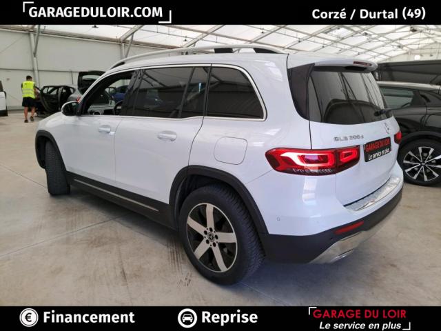 Mercedes Benz Glb image 2
