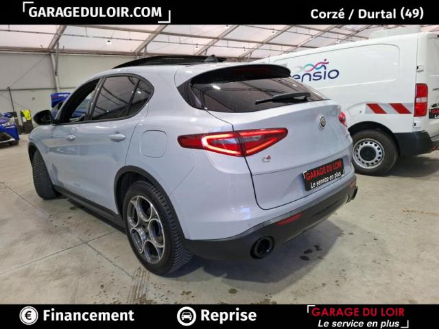 Alfa Romeo Stelvio image 5