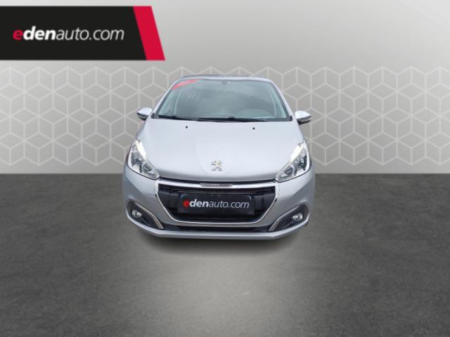 Peugeot 208 image 8