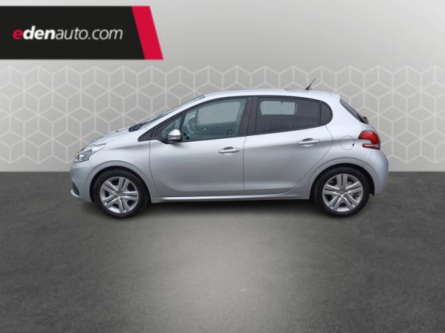 Peugeot 208 image 2