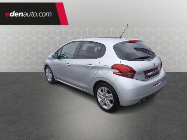 Peugeot 208 image 1
