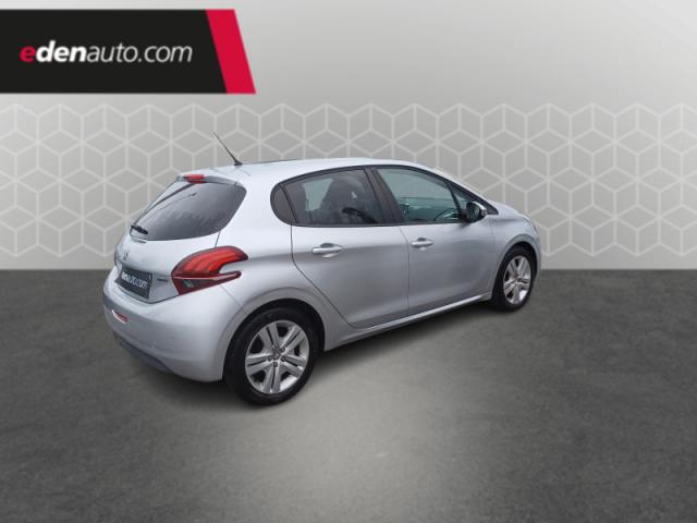 Peugeot 208 image 6