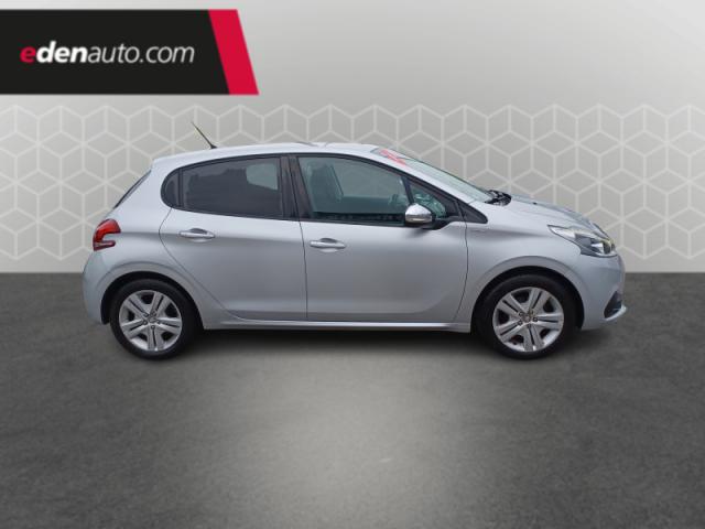 Peugeot 208 image 3