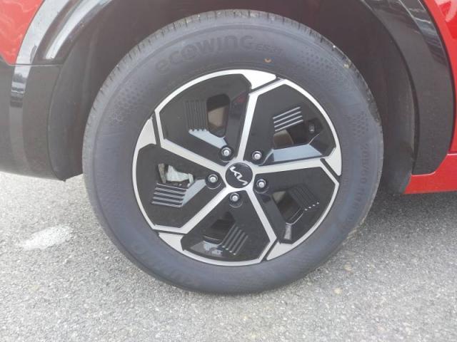 Kia Niro image 7