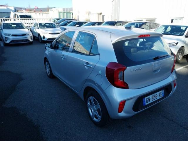 Kia Picanto image 4